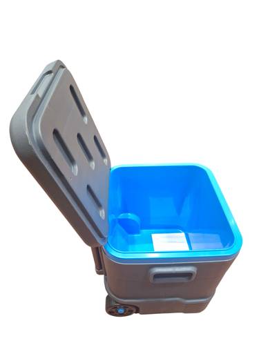 Ice Box 30L (cosmoplast) ايس بوكس عربة كيبكولد 30 لتر