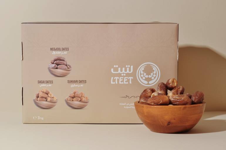 تمر صقعي كبير