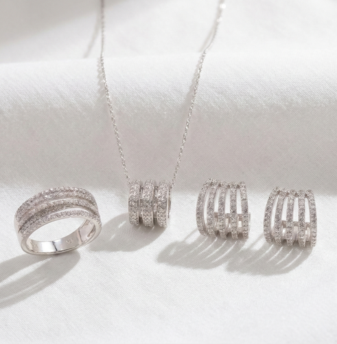 طقم لوسنت فضة عيار 925