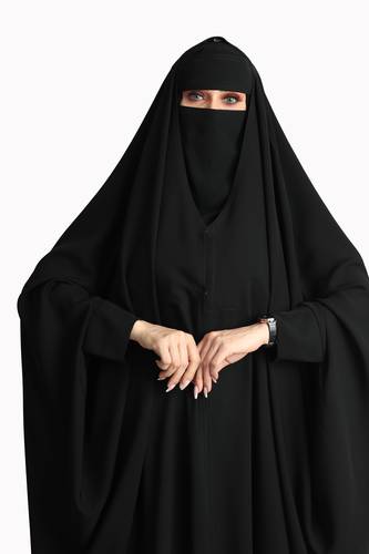 عباية رأس بشت اسورة