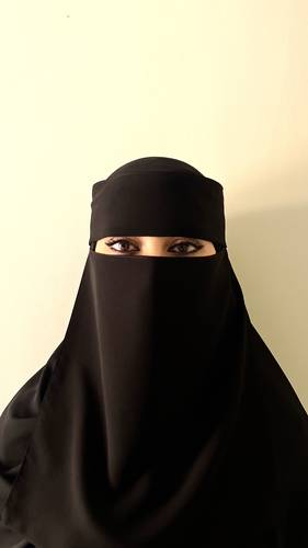 نقاب ملكي  ربط صغير 1 مغاط  طول 13 انش