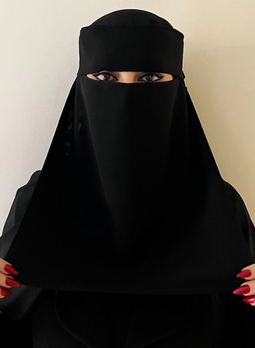 نقاب ملكي لاصق