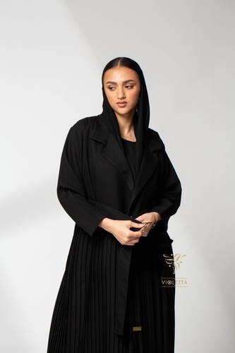 عباية رسميّة بكسرات وحزام خارجي Z6083