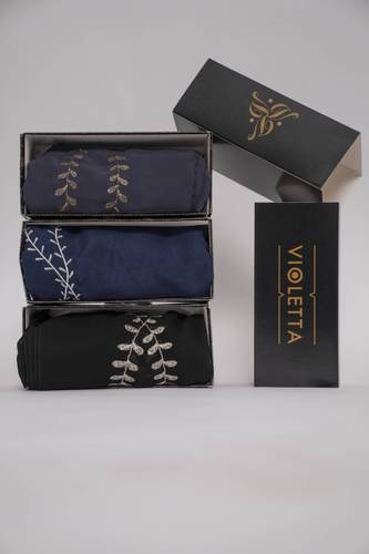 مجموعة الطرح المطرزة 