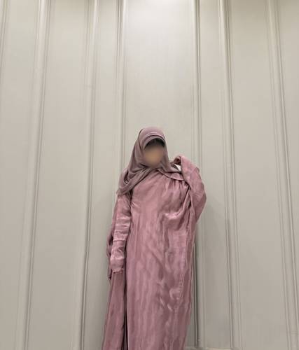 F16