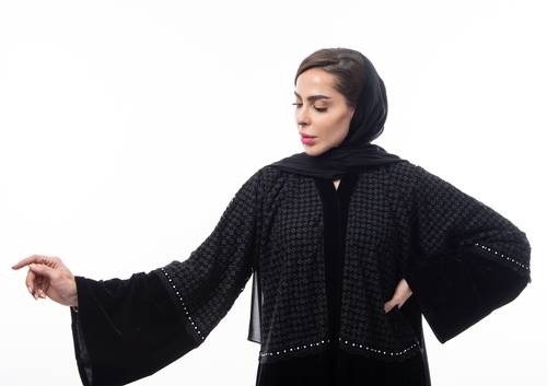 عباية مطرزة مخمل موديل k 14