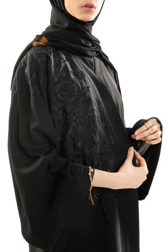 عباية صالونا تطريز موديل LYKA 53