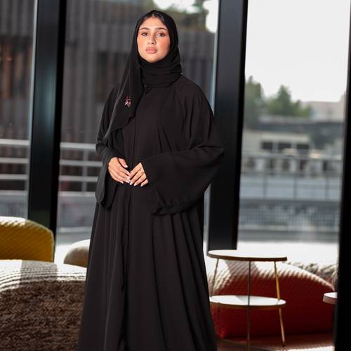 عباية سادة كلوش كم وسيع قماش يارا الياباني