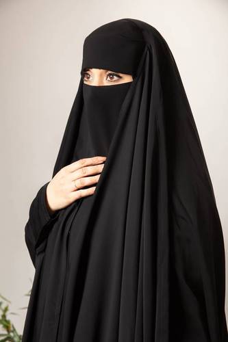 عباية راس طقطق كم سوارة
