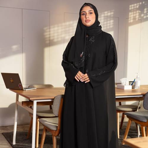 عباية نص كلوش مطرزة قماش ستار بوكنان buk 325