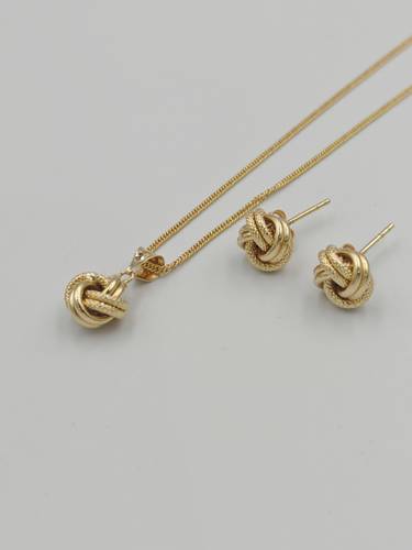 Half Set 18k Gold