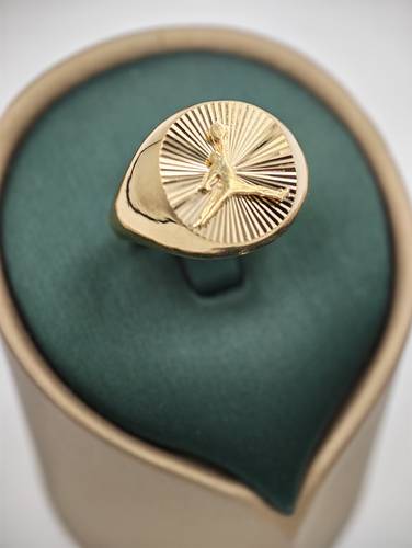 Ring 18k gold