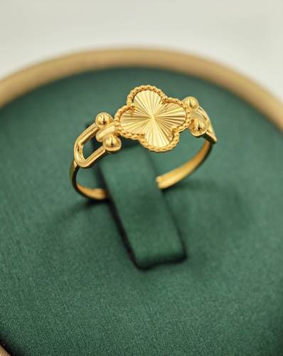 Ring 18k gold