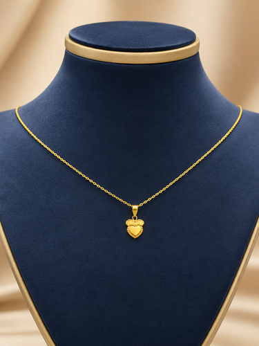 عقد ذهب عيار 18