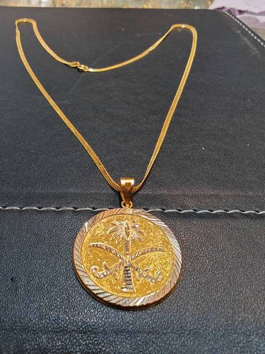Chain &  Pendant 18k