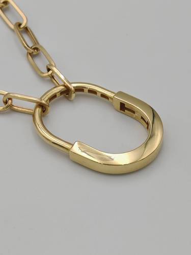 عقد ذهب عيار 18