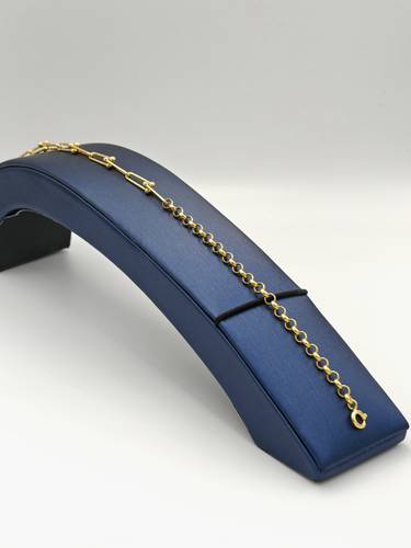 سوارة ذهب عيار 18