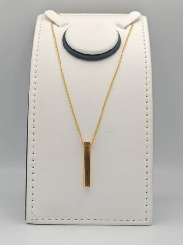 Bar Pendant with chain