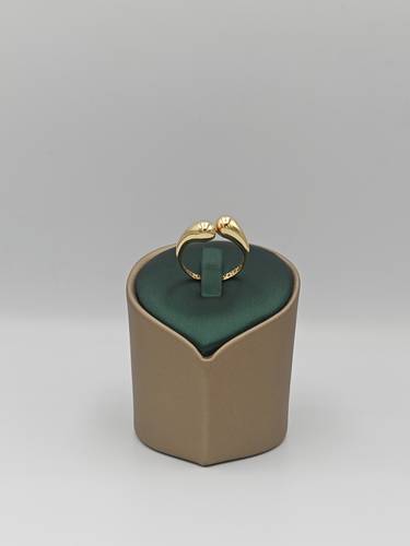 Drop Shape Ring 18K Gold