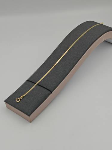 اسوارة فلات ذهب عيار 18