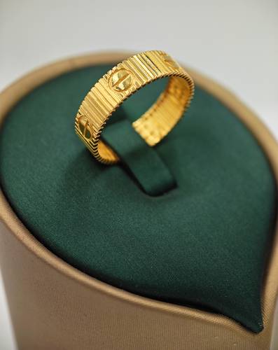 Ring 18k gold