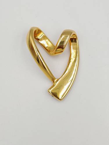 Unique Pendant 18k Gold