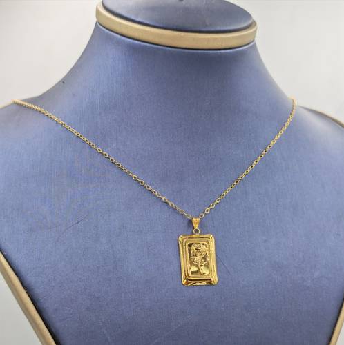 Flower Necklace 21k Gold