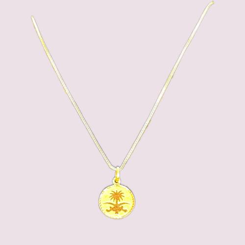 Chain with pendant