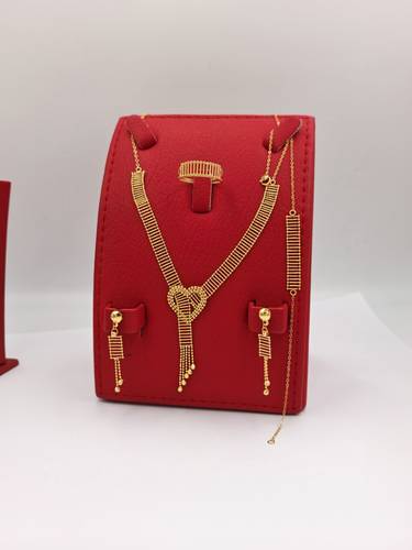طقم فخم ذهب عيار 21