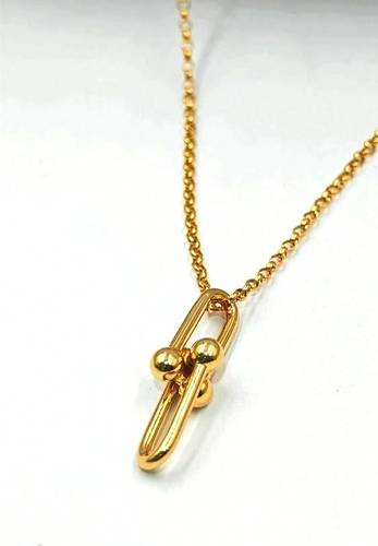 عقد ذهب عيار 18