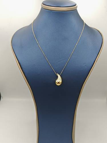 Drop Shape Necklace 18K
