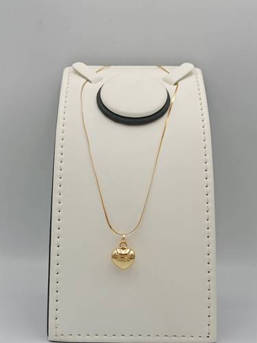 Necklace with Pendant 18K