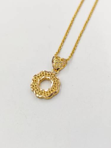 عقد ذهب عيار 21