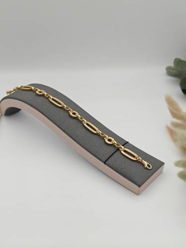 اسوارة فرزاتشي ذهب عيار 18