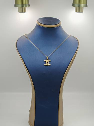 Chanel Necklace 18k Gold