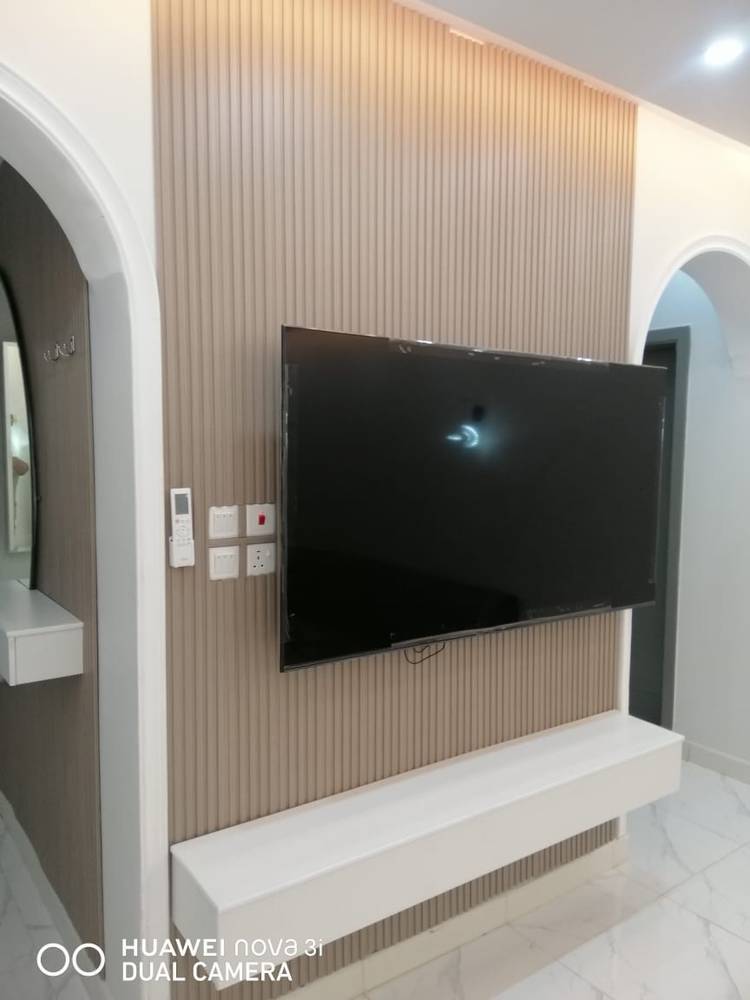 مدخل+طاولة بدون درج