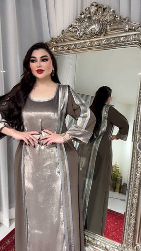 جلابية مخمل بيج وكريب بني