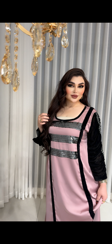 جلابية كريب حرير  وتل مخمل خفيف اسود