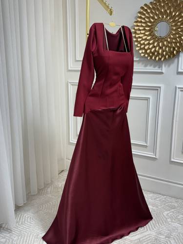 فستان البرقندي بخامة الباربي والتفته - 3XL