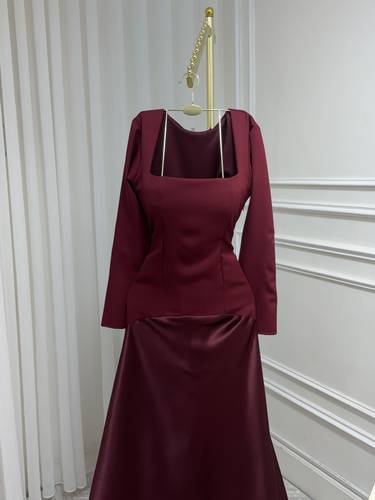 فستان البرقندي بخامة الباربي والتفته - 3XL