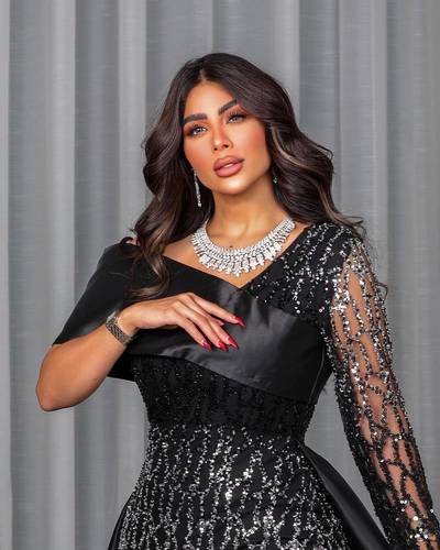 فستان سهره بذيل اسود - 3XL