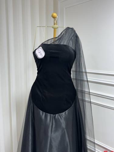 فستان بخامات التفته والتل والمخمل - 3XL