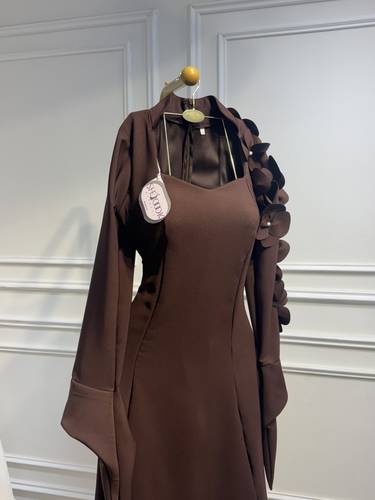فستان بخامة الباربي بنمط ورد كم واحد  - 3XL