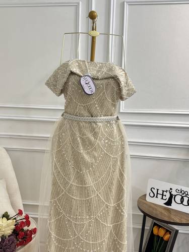 فستان سهره بخامة الولو والترتر - 3XL