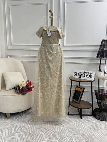 فستان سهره بخامة الولو والترتر - 3XL