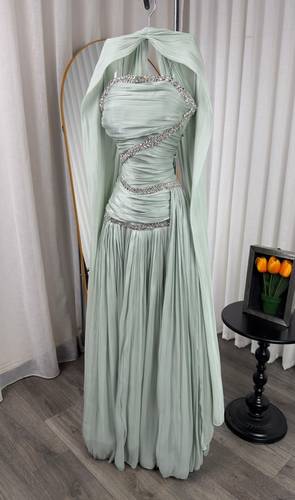 فستان سهره ناعم مزين بكرستال  - XS
