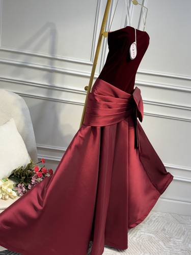 فستان سهره بخامة الميكادو والجوخ - 3XL