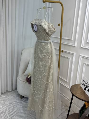 فستان سهره بخامة الولو والترتر - 3XL