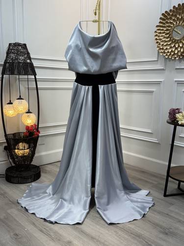 فستان سهره بتطريز صدر  - 3XL