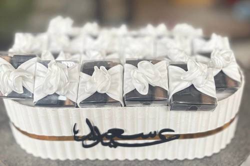 توزيعات مبخرة (١٥ حبة) مع بخور ذكي صغير، مع التغليف 